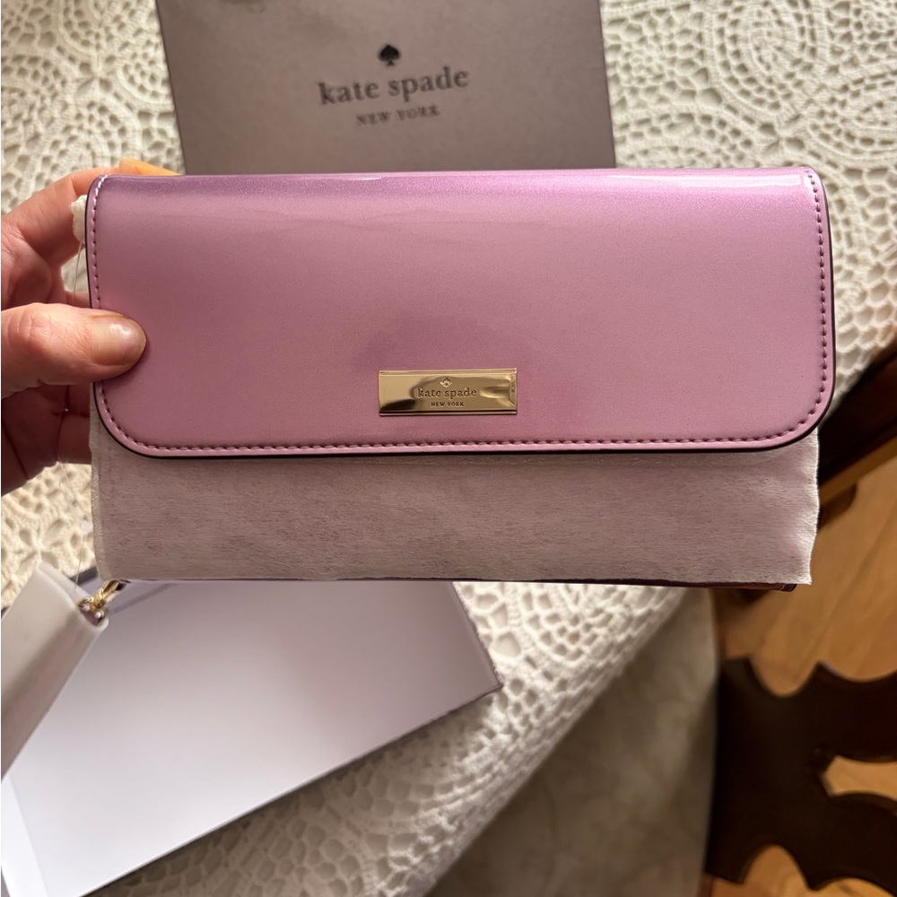 Kenzie Boxed Medium Compact Wallet
